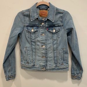 Levi’s Denim Jean Jacket Size Small